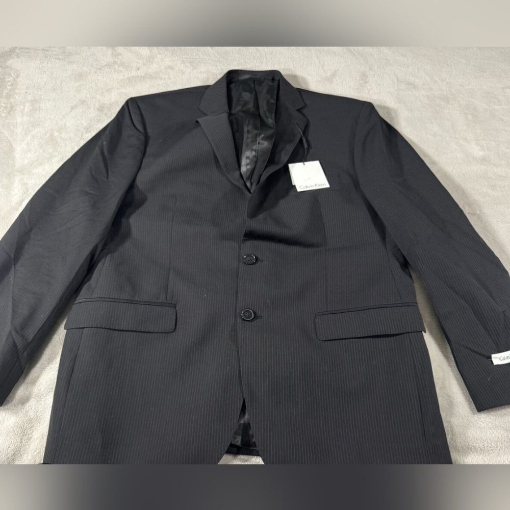 Calvin Klein Men's Black Pinstripe Wool Blazer 42L New Slim Fit Look